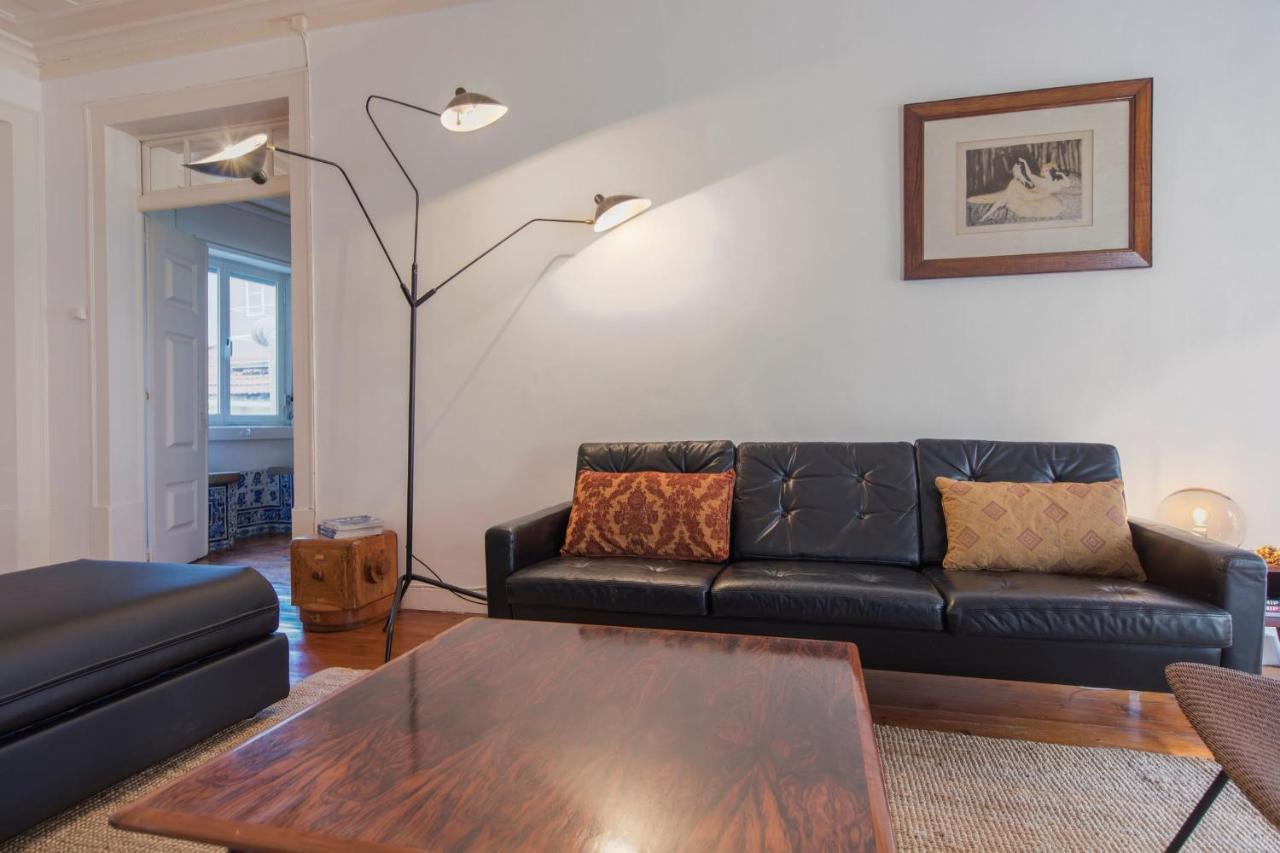 Lovelystay - Chiado 2 Bedroom Charm! Лиссабон Экстерьер фото